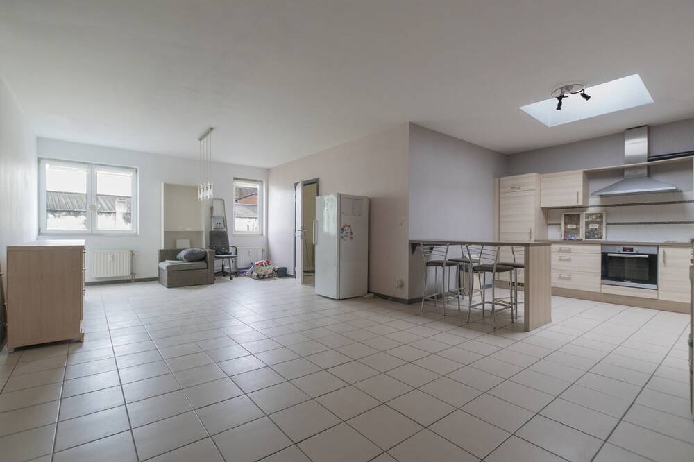 Appartement à à Ham-sur-Sambre 5190 129000.00€ 2 chambres 133.00m² - annonce 599180