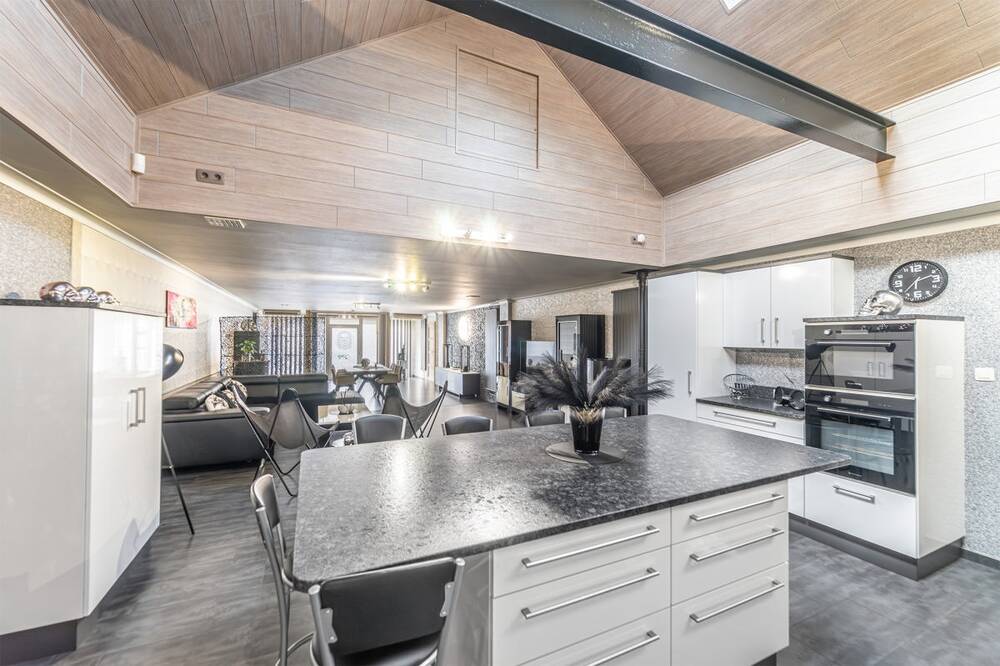 Maison à à Florennes 5620 168000.00€ 1 chambres 148.00m² - annonce 599095