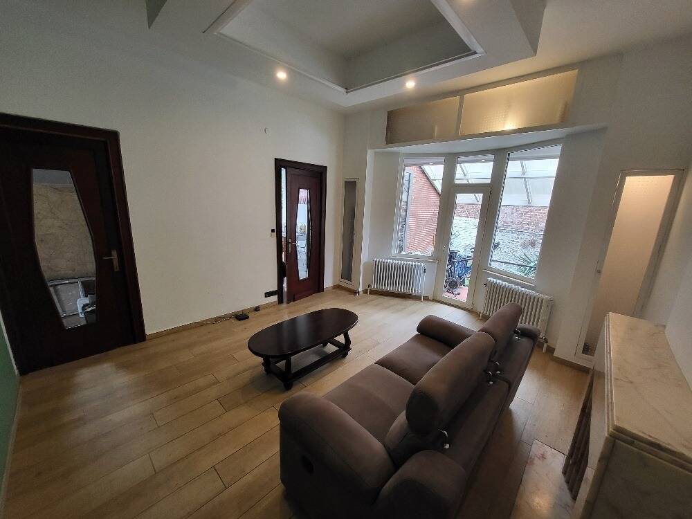 Appartement à louer à Tournai 7500 350.00€ 4 chambres 180.00m² - annonce 599136