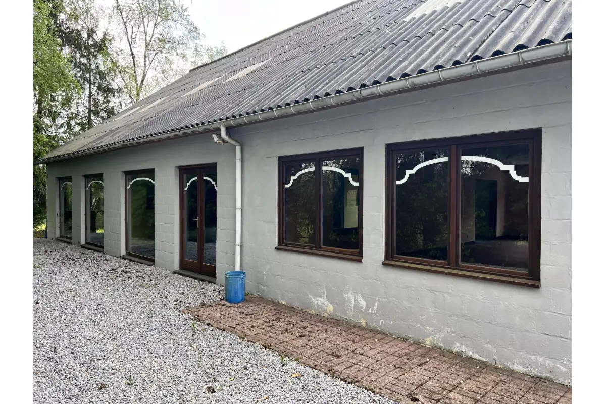 Commerce à louer à Seloignes 6596 680.00€  chambres m² - annonce 599072