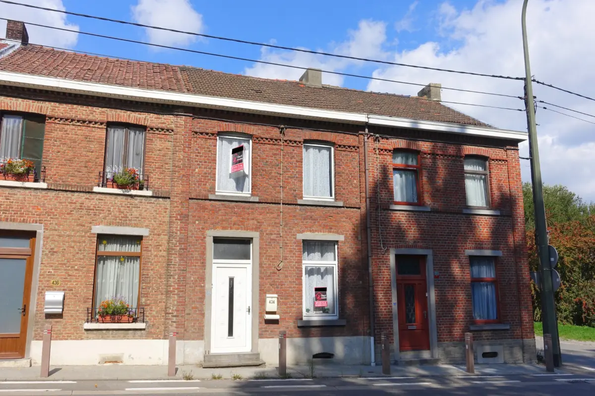 Maison à  à Fontaine-l'Evêque 6140 130000.00€ 2 chambres 107.00m² - annonce 599158