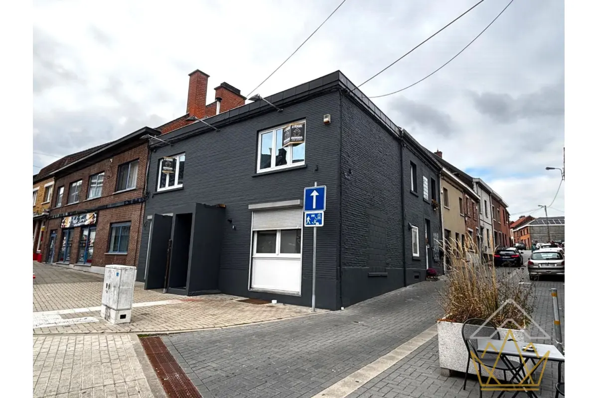 Appartement à vendre à Chapelle-lez-Herlaimont 7160 185000.00€ 2 chambres 111.00m² - annonce 599060