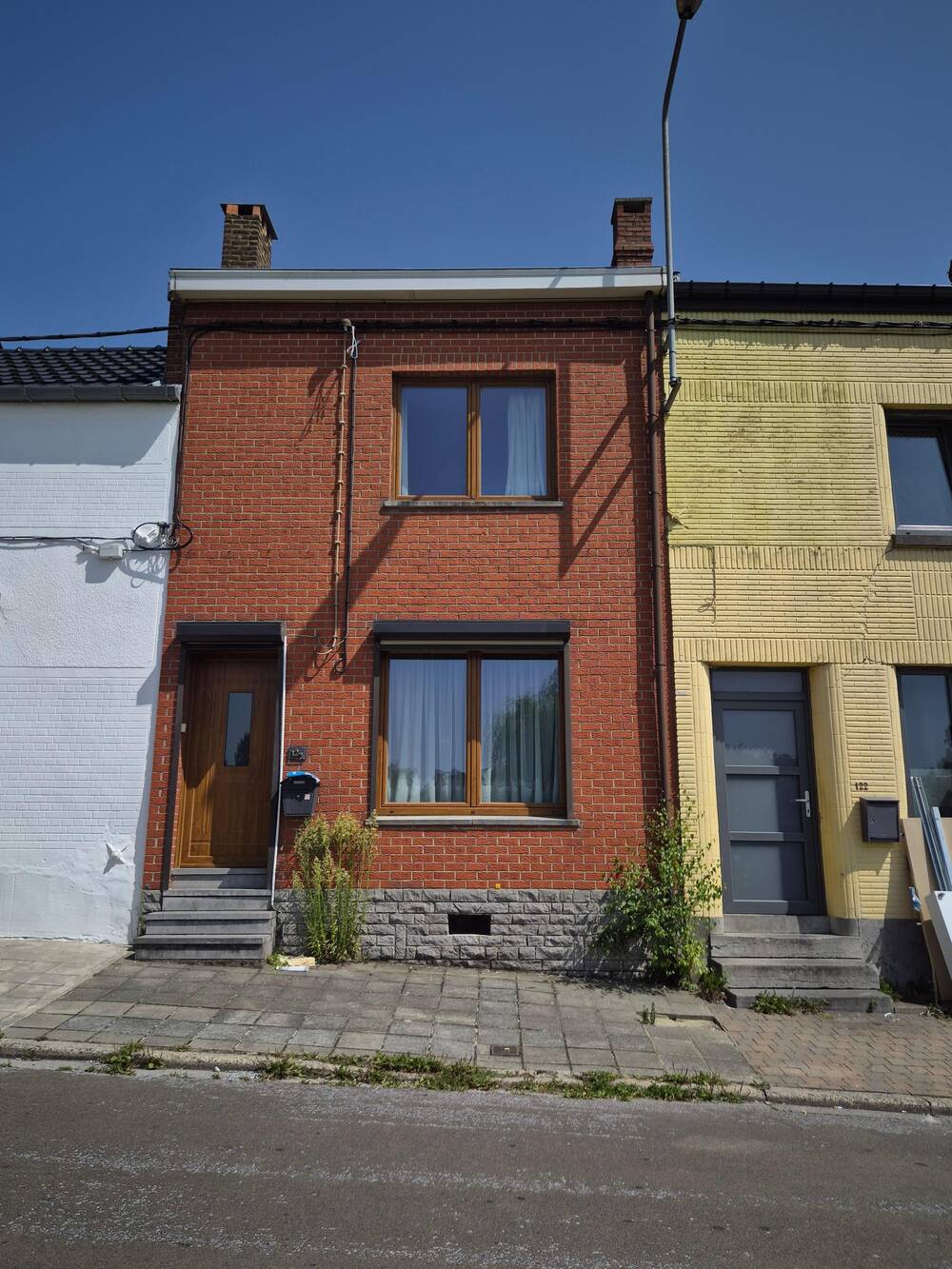 Maison à vendre à Gilly 6060 95000.00€ 2 chambres 120.00m² - annonce 600077