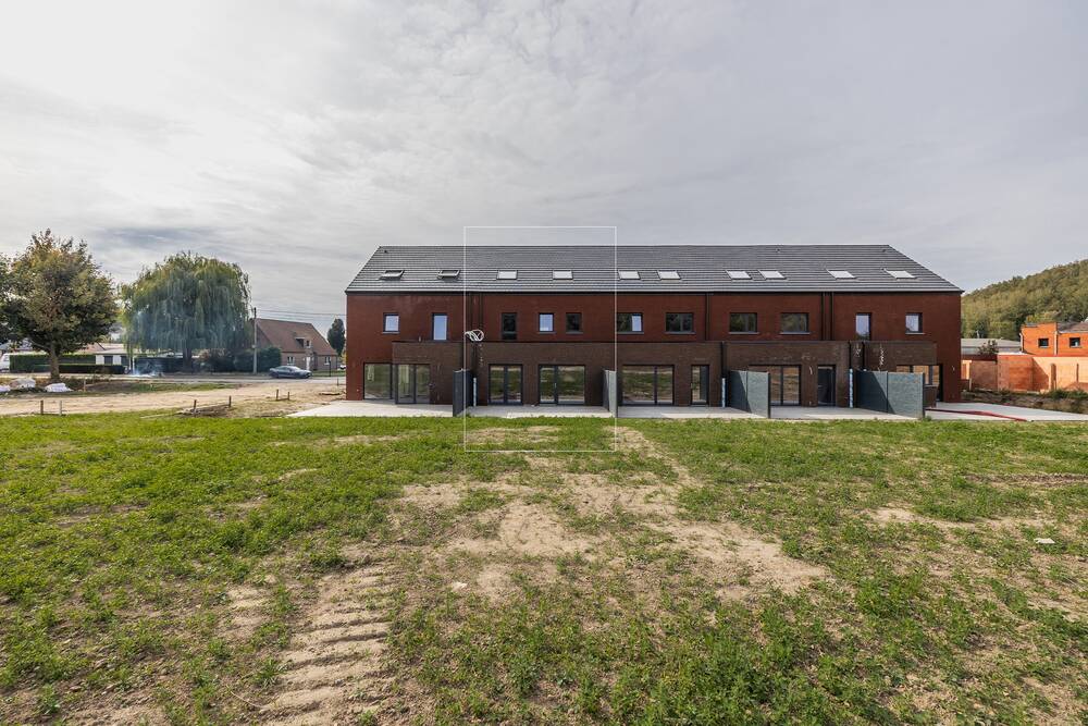 Maison à vendre à Péronnes-lez-Binche 7134 249000.00€ 5 chambres 210.00m² - annonce 599788