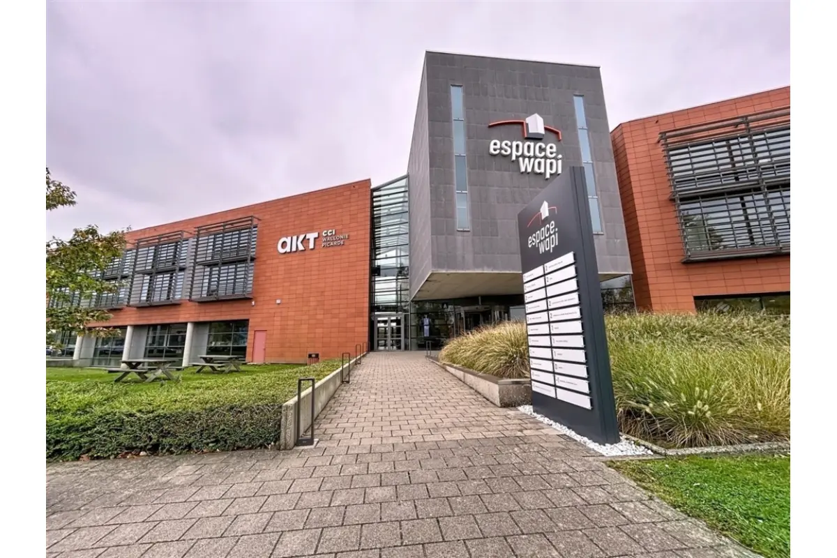 Commerce à louer à Kain 7540 700.00€  chambres m² - annonce 599563
