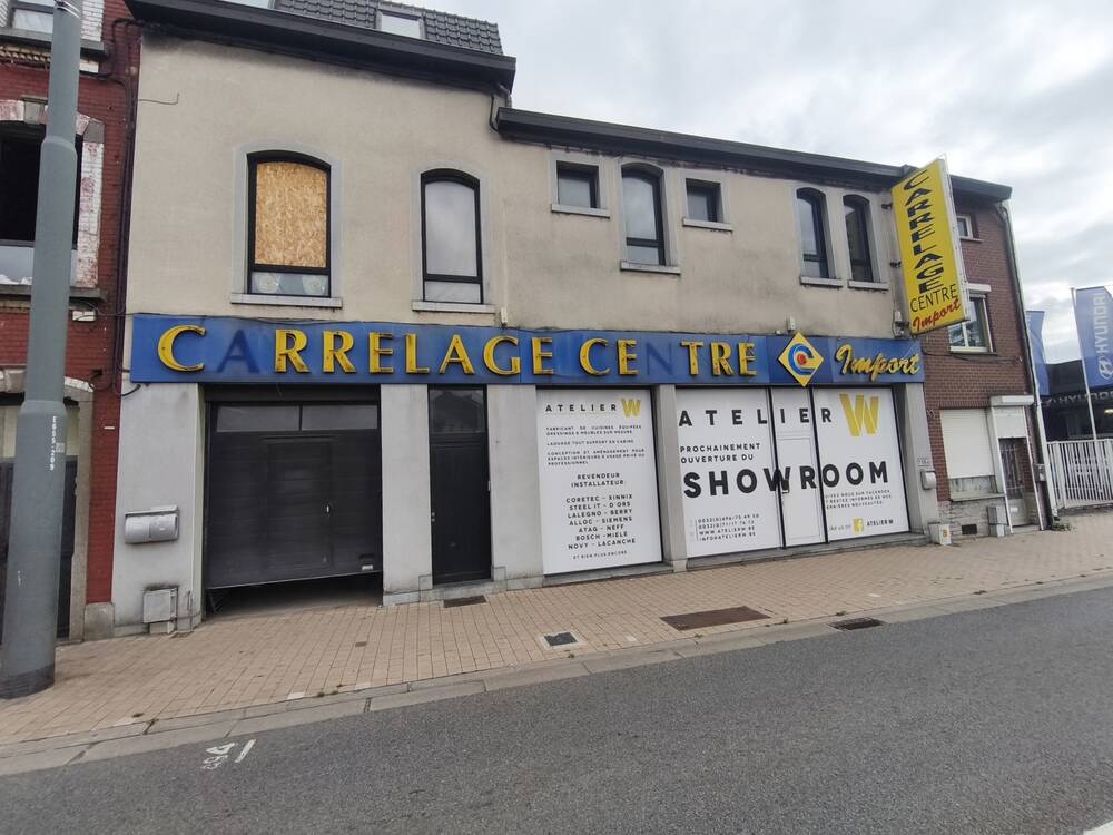 Immeuble mixte à vendre à Dampremy 6020 240000.00€ 2 chambres m² - annonce 599886