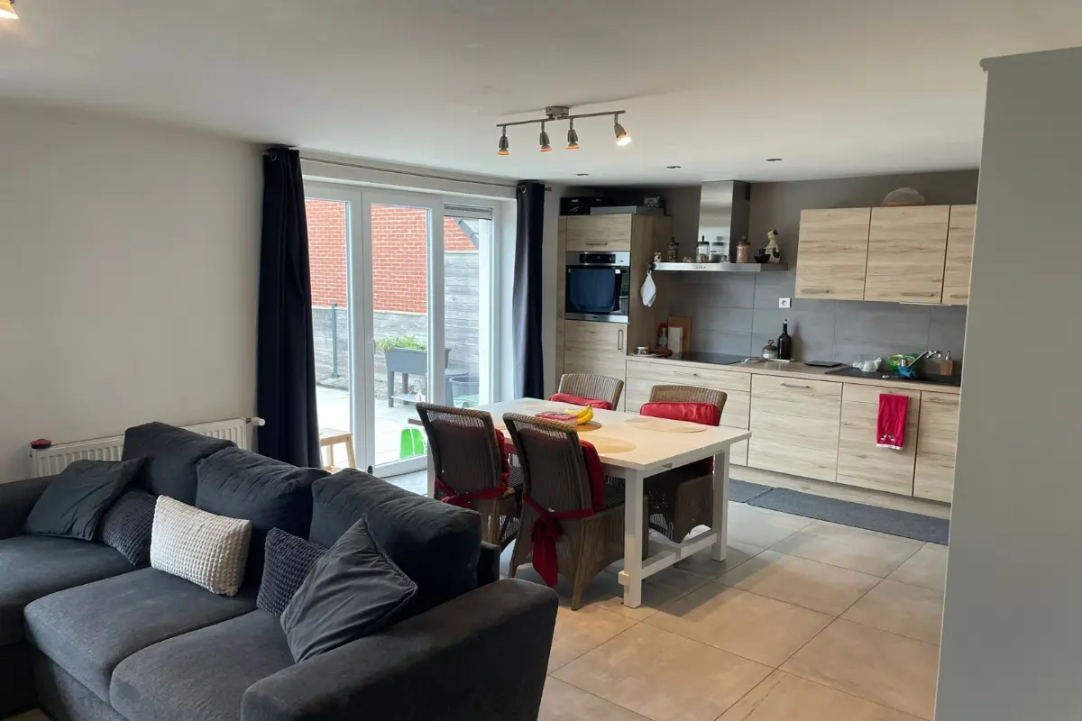 Immeuble de rapport - Immeuble à appartement à  à Warchin 7548 360000.00€ 6 chambres m² - annonce 599481