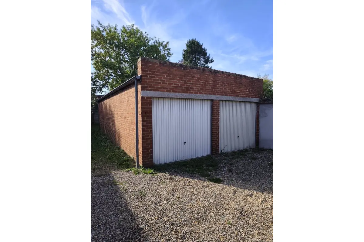 Box à vendre à Fayt-lez-Manage 7170 17500.00€  chambres m² - annonce 599479