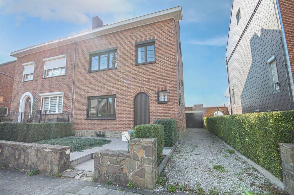 Maison à vendre à Mont-sur-Marchienne 6032 198000.00€ 2 chambres 92.00m² - annonce 601117