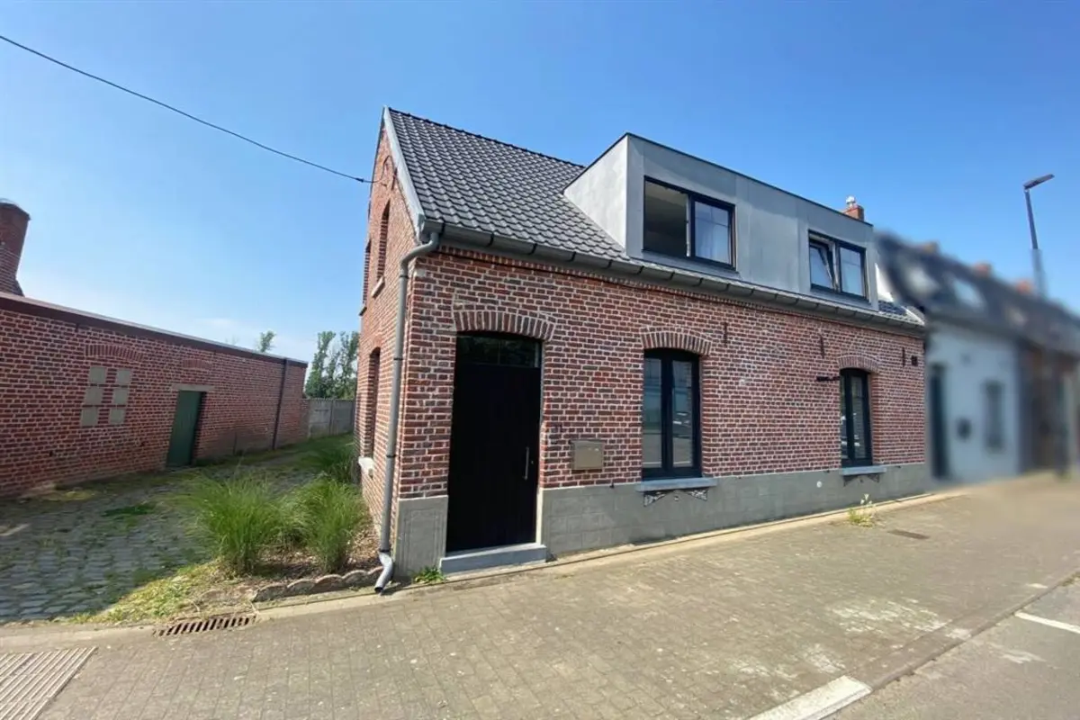Maison à  à Anvaing 7910 900.00€ 3 chambres 125.00m² - annonce 600704