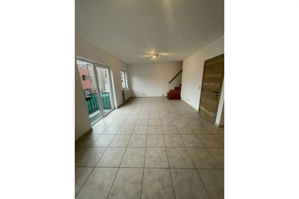 Appartement à louer à La Louvière 7100 800.00€ 2 chambres 88.00m² - annonce 602431