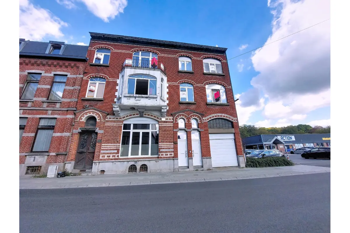 Immeuble de rapport - Immeuble à appartement à vendre à Charleroi 6000 600000.00€ 8 chambres 450.00m² - annonce 602209