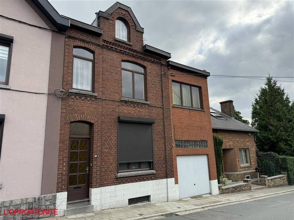 Maison à vendre à Lodelinsart 6042 149000.00€ 5 chambres 125.00m² - annonce 602835