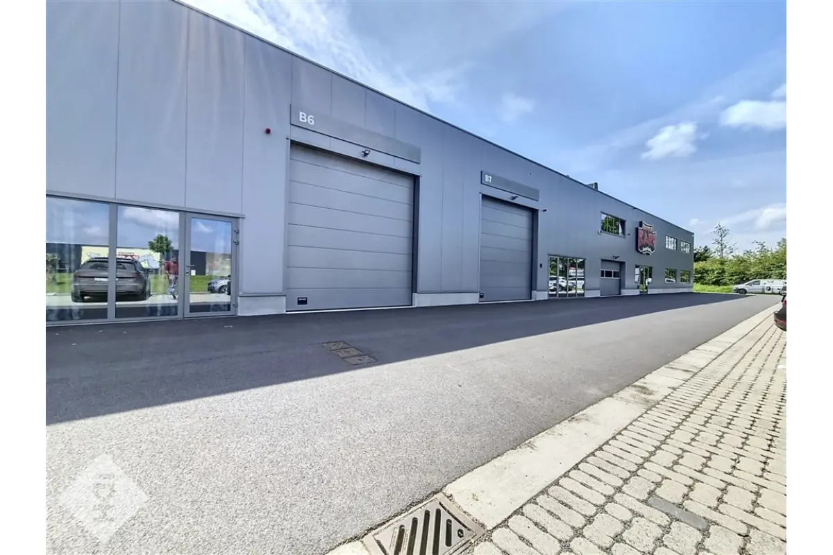 Commerce à louer à Dottignies 7711 950.00€  chambres 155.00m² - annonce 603449