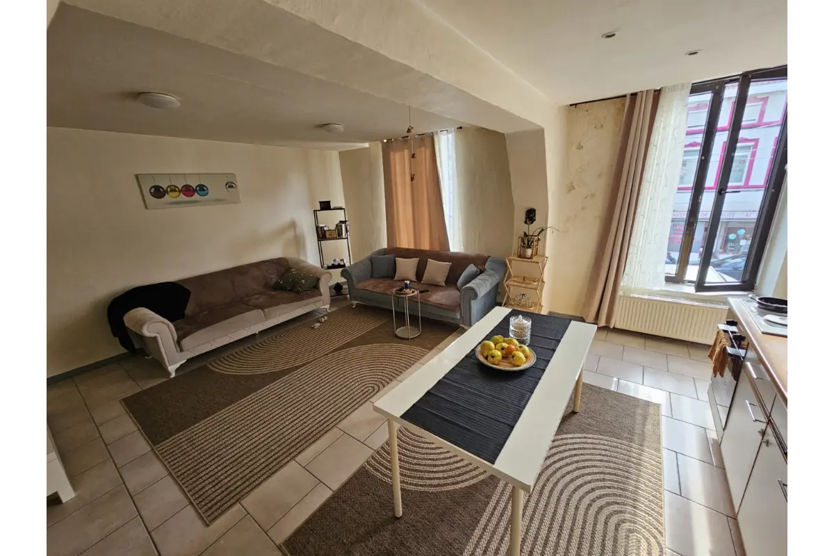 Immeuble de rapport - Immeuble à appartement à vendre à Gilly 6060 289000.00€ 4 chambres m² - annonce 603691