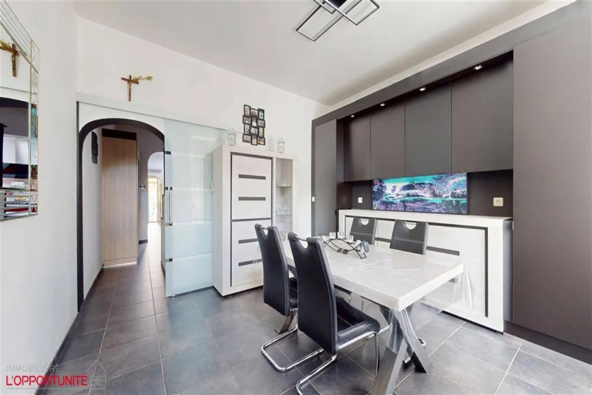 Maison à vendre à Châtelet 6200 205000.00€ 2 chambres 100.00m² - annonce 603495