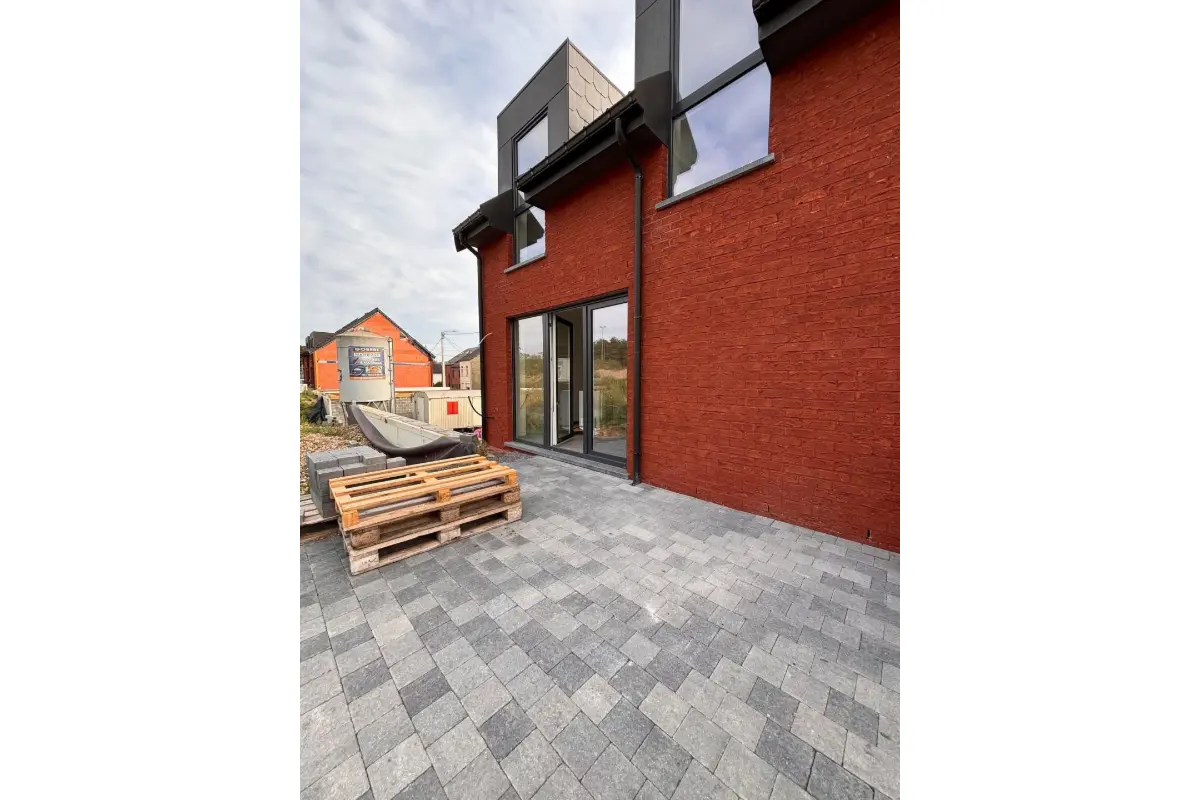 Maison à  à Moustier-sur-Sambre 5190 0.00€ 3 chambres 212.30m² - annonce 604629