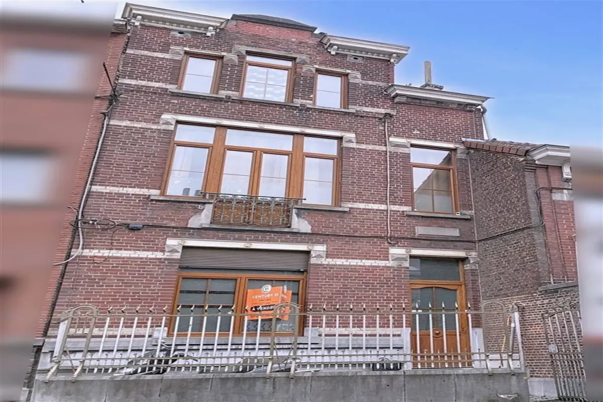 Maison à vendre à Marcinelle 6001 219000.00€ 4 chambres 135.00m² - annonce 604479