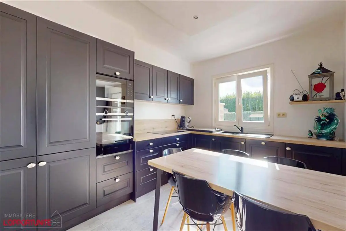 Maison à vendre à Roux 6044 269000.00€ 3 chambres 100.00m² - annonce 605519