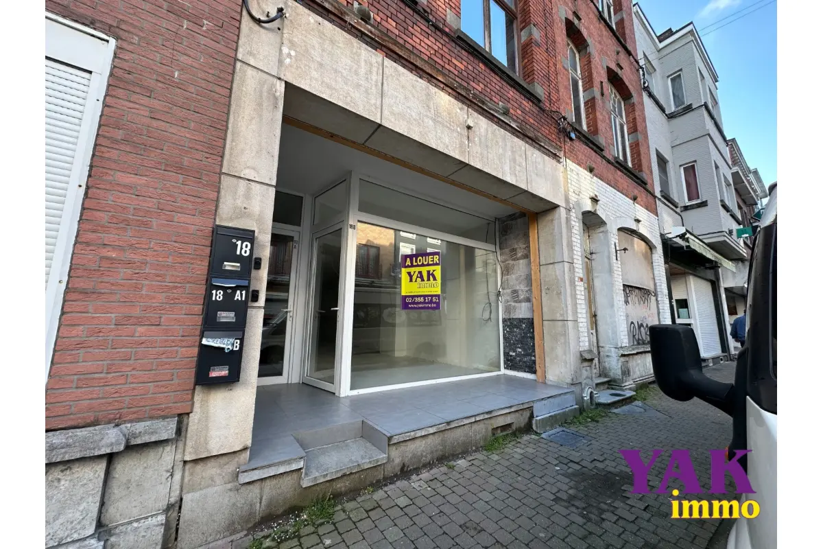 Commerce à louer à Braine-le-Comte 7090 800.00€  chambres 60.00m² - annonce 605872