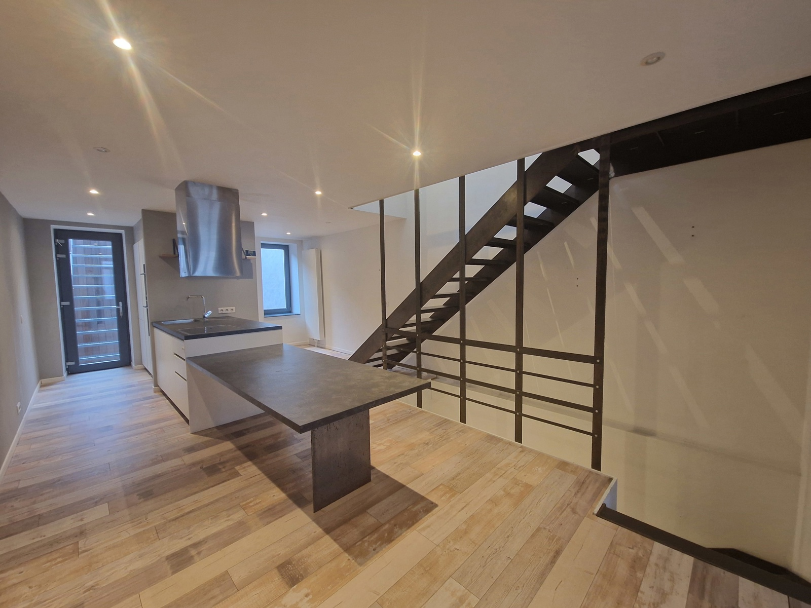 Triplex à louer à Mons 7000 1050.00€ 2 chambres m² - annonce 605973