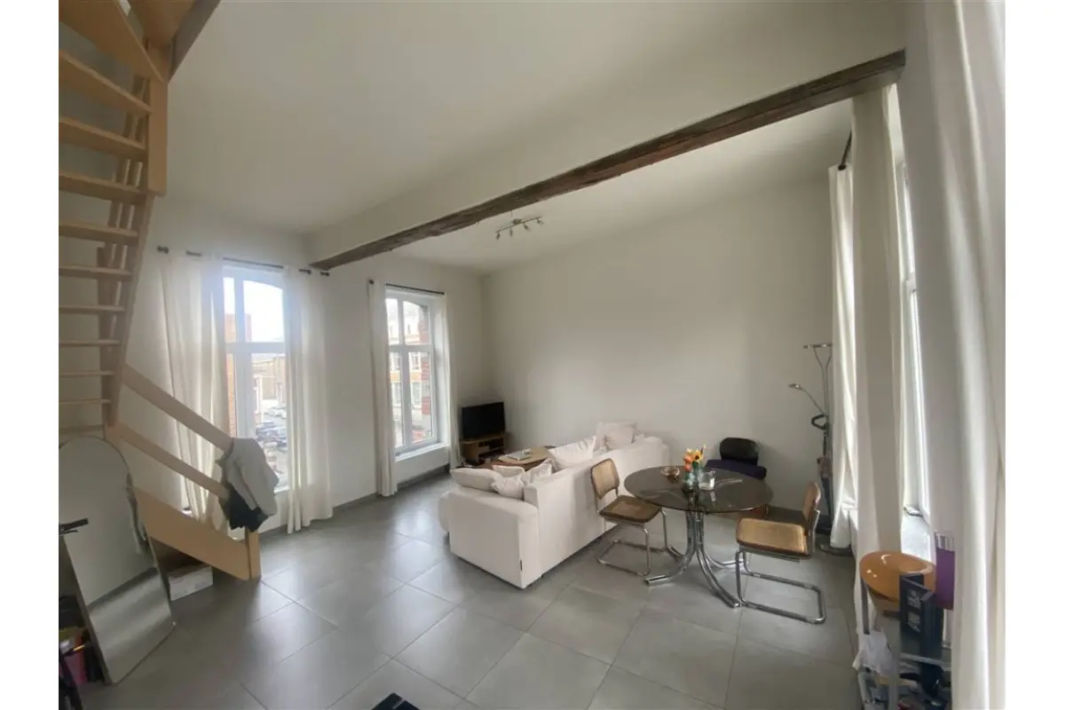 Appartement à  à Tournai 7500 700.00€ 1 chambres 60.00m² - annonce 606334