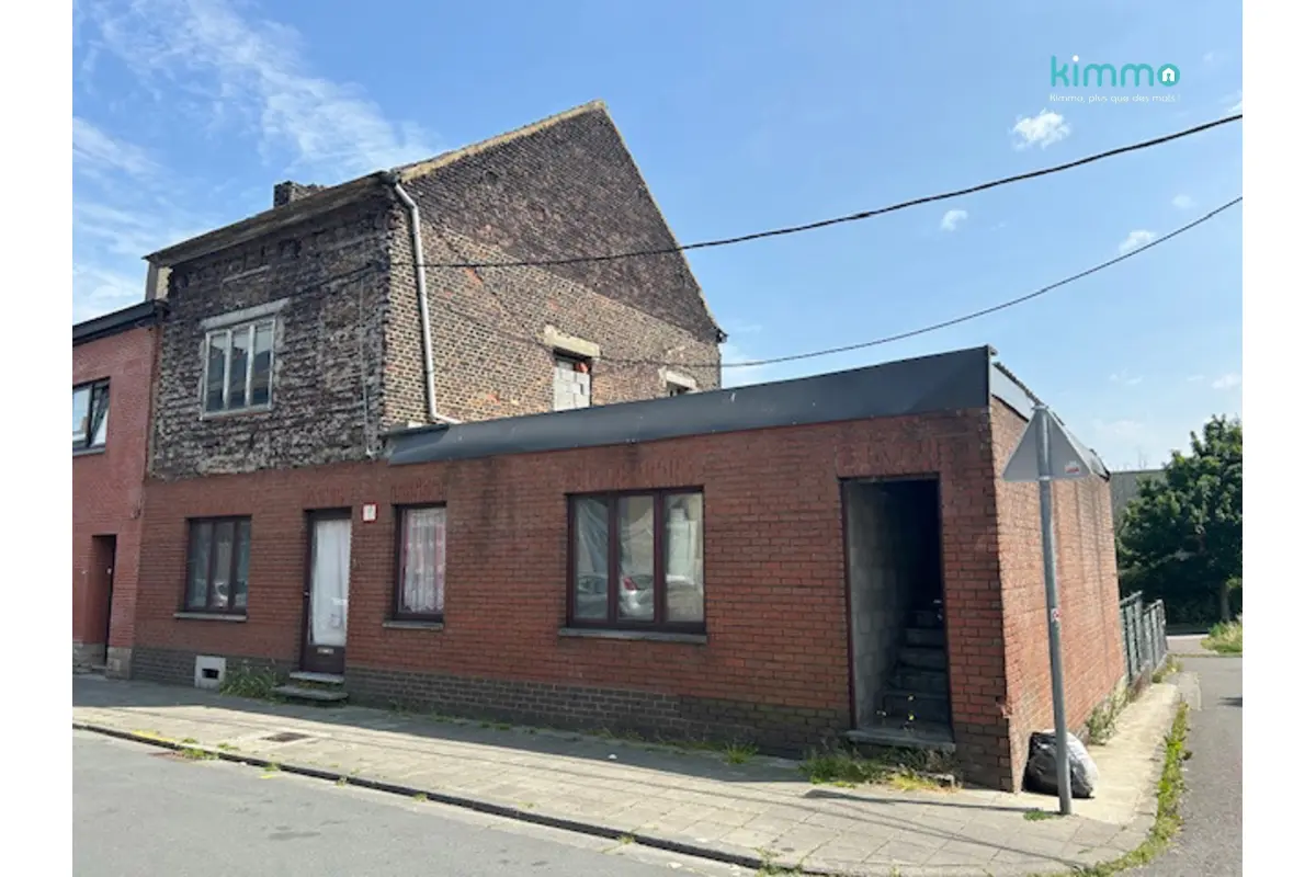 Maison à vendre à Gilly 6060 150000.00€ 5 chambres 128.00m² - annonce 606452