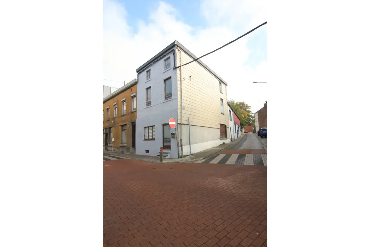 Maison à vendre à Forchies-la-Marche 6141 50000.00€ 2 chambres 140.00m² - annonce 607817