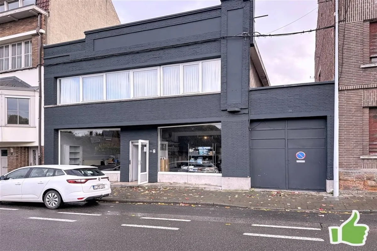Commerce à vendre à Mouscron 7700 385000.00€ 2 chambres 126.00m² - annonce 608204