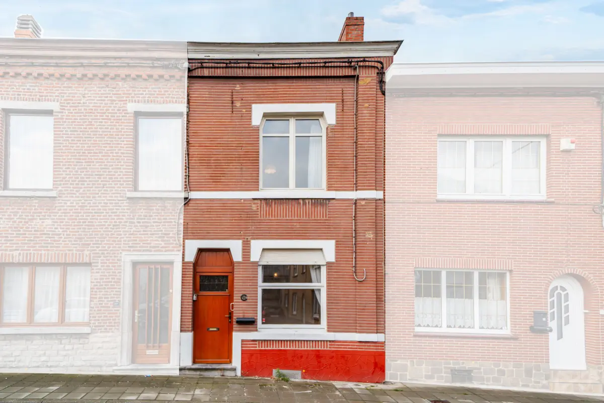 Maison à vendre à Charleroi 6000 177000.00€ 2 chambres 110.00m² - annonce 608464