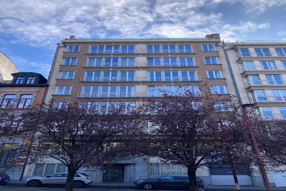 Appartement à vendre à Charleroi 6000 220000.00€ 3 chambres 166.00m² - annonce 608555