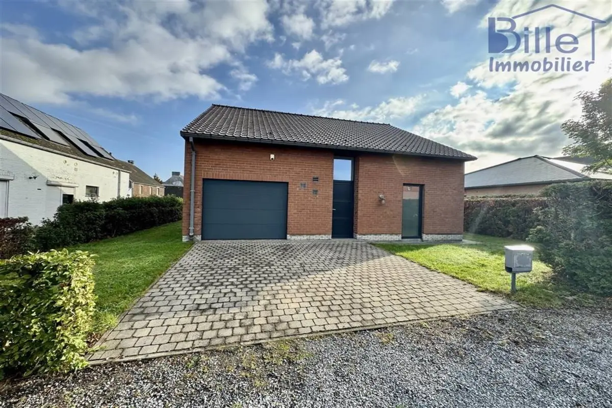 Villa à louer à Jurbise 7050 1150.00€ 3 chambres 167.00m² - annonce 608681