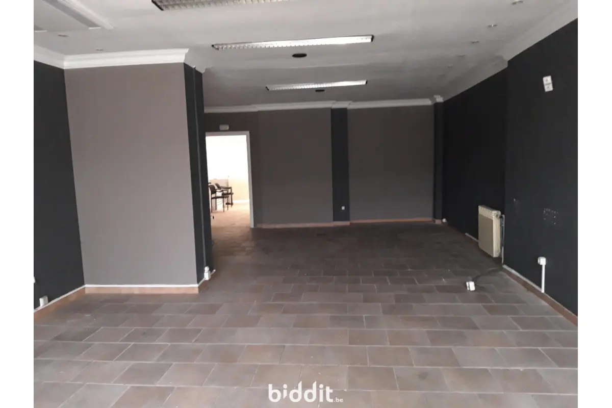 Commerce à vendre à Gilly 6060 35000.00€  chambres m² - annonce 608327