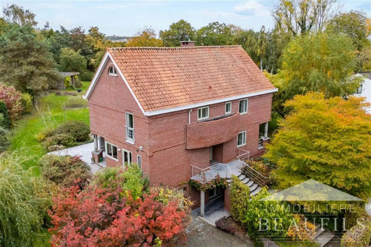 Maison à vendre à Frasnes-lez-Gosselies 6210 630000.00€ 3 chambres 226.00m² - annonce 609136