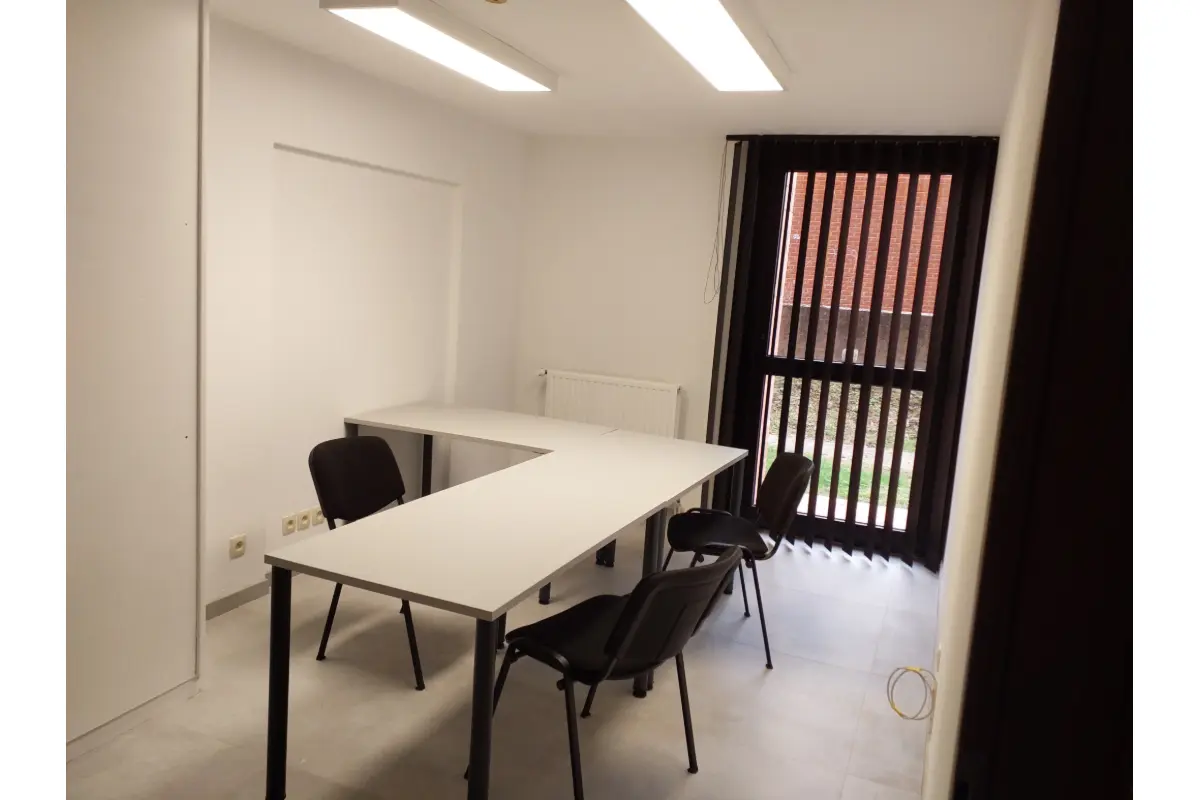 Commerce à louer à Boussu 7300 500.00€ 0 chambres m² - annonce 609769