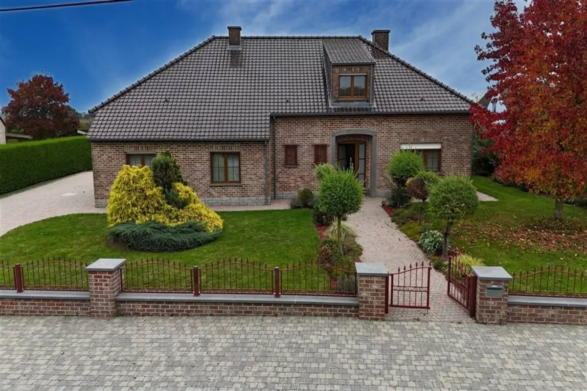 Maison à vendre à Joncret 6280 490000.00€ 3 chambres 270.00m² - annonce 609230