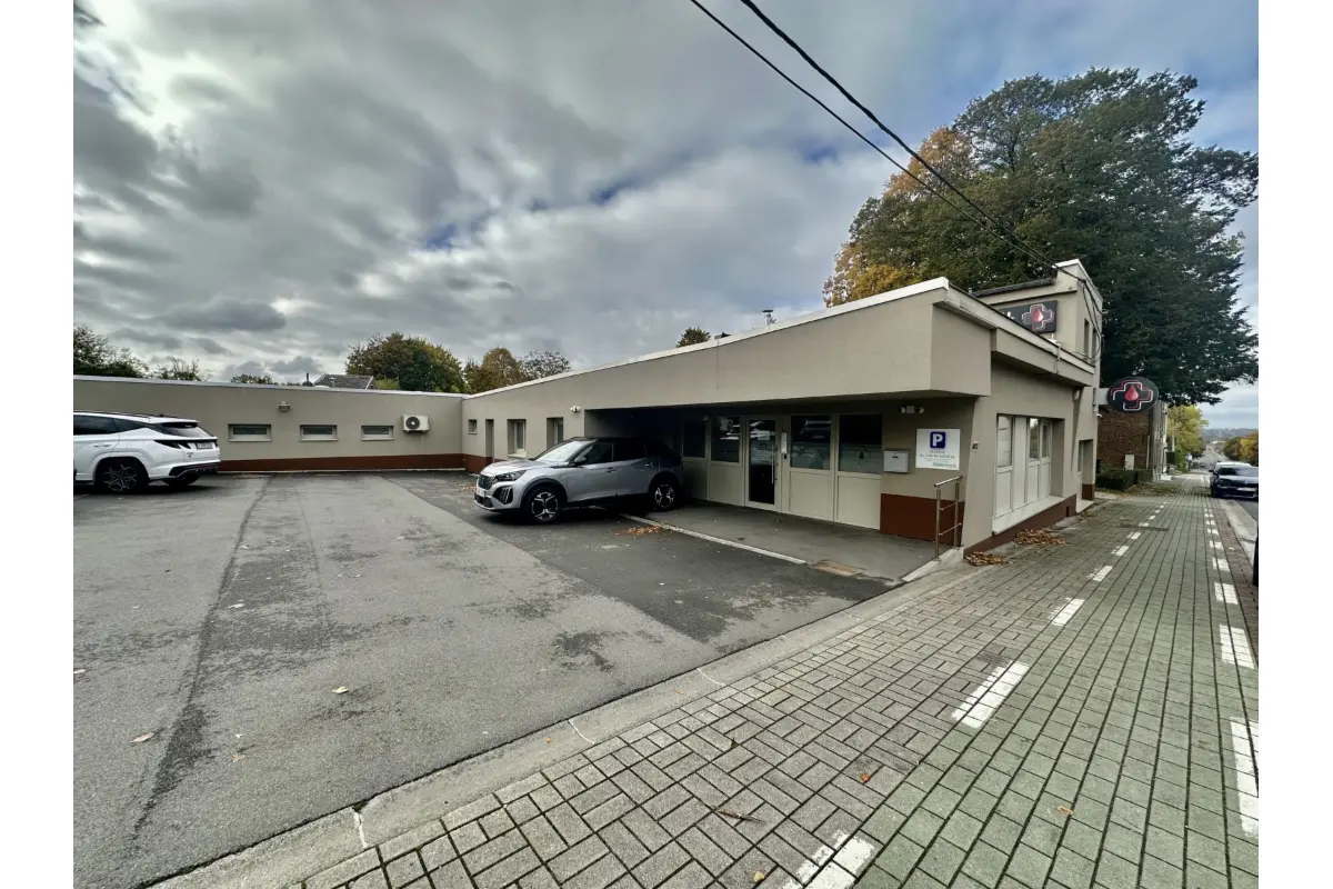 Commerce à louer à Châtelet 6200 500.00€  chambres 20.00m² - annonce 610779