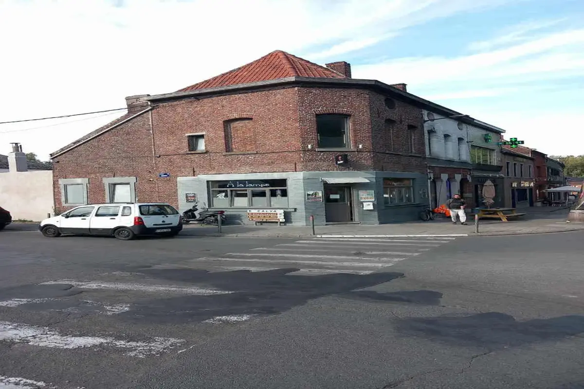 Immeuble mixte à vendre à Cuesmes 7033 220000.00€ 2 chambres m² - annonce 610778