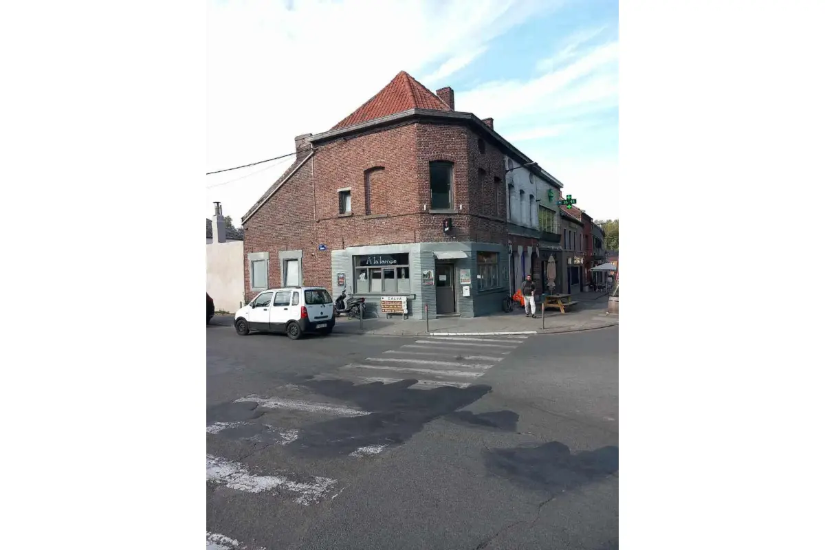 Immeuble mixte à vendre à Cuesmes 7033 220000.00€ 2 chambres m² - annonce 610778