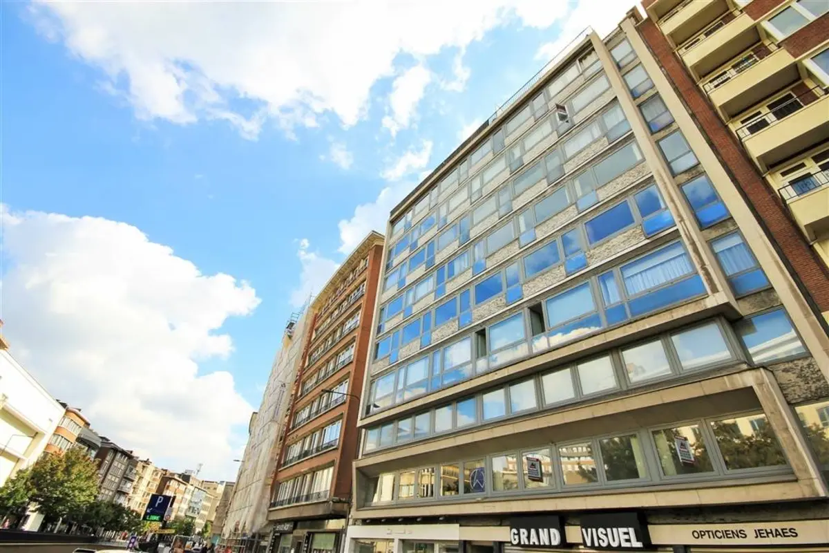 Appartement à vendre à Charleroi 6000 179000.00€ 2 chambres 93.00m² - annonce 612508