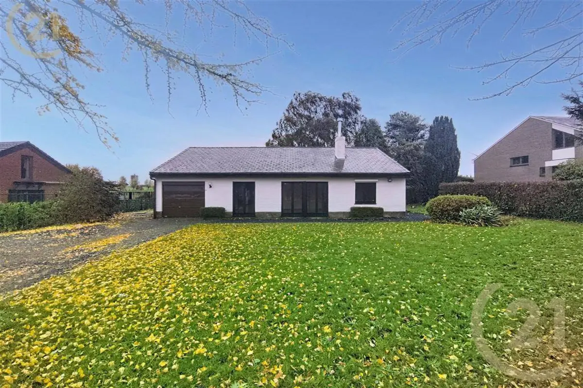 Villa à louer à Leuze-en-Hainaut 7900 1000.00€ 2 chambres 155.00m² - annonce 612342