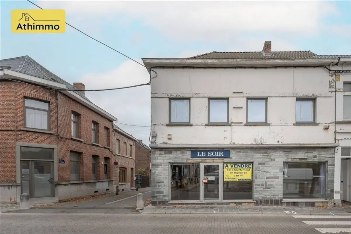 Appartement à vendre à Ath 7800 260000.00€ 2 chambres 219.00m² - annonce 613036