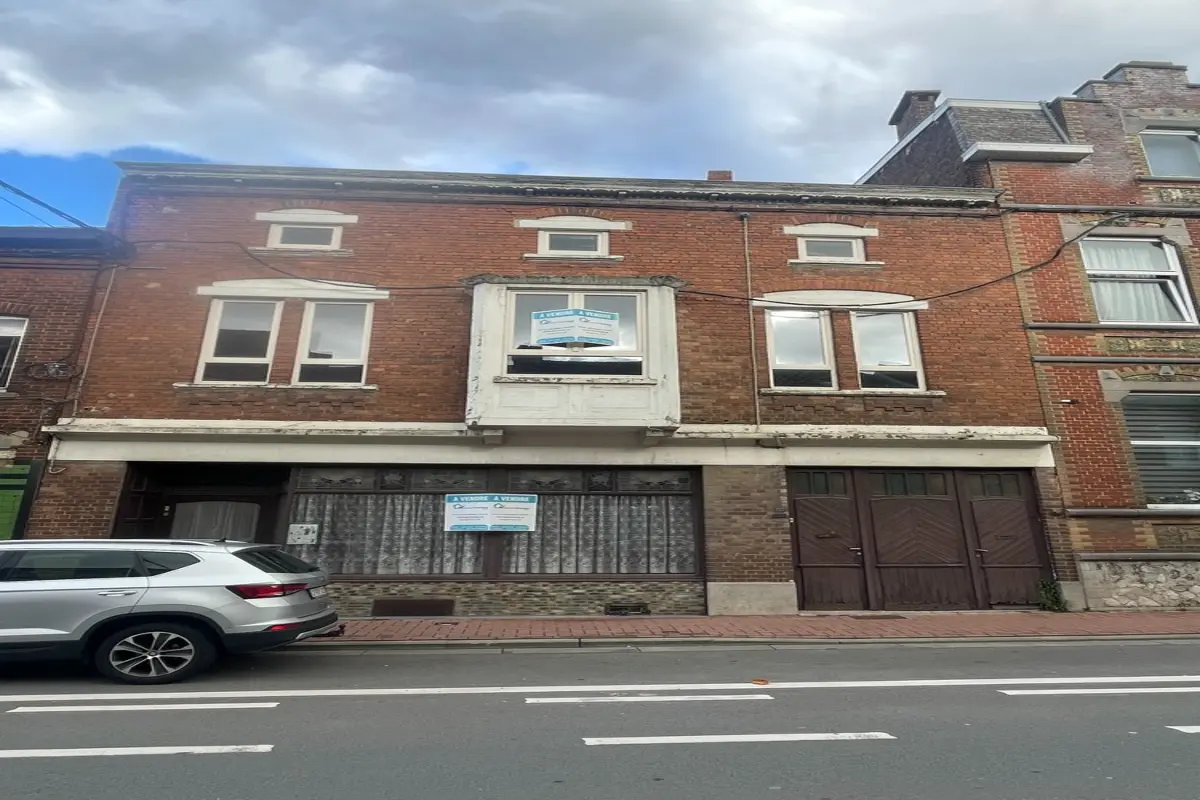 Maison à vendre à Bouffioulx 6200 149000.00€ 4 chambres 231.00m² - annonce 613145