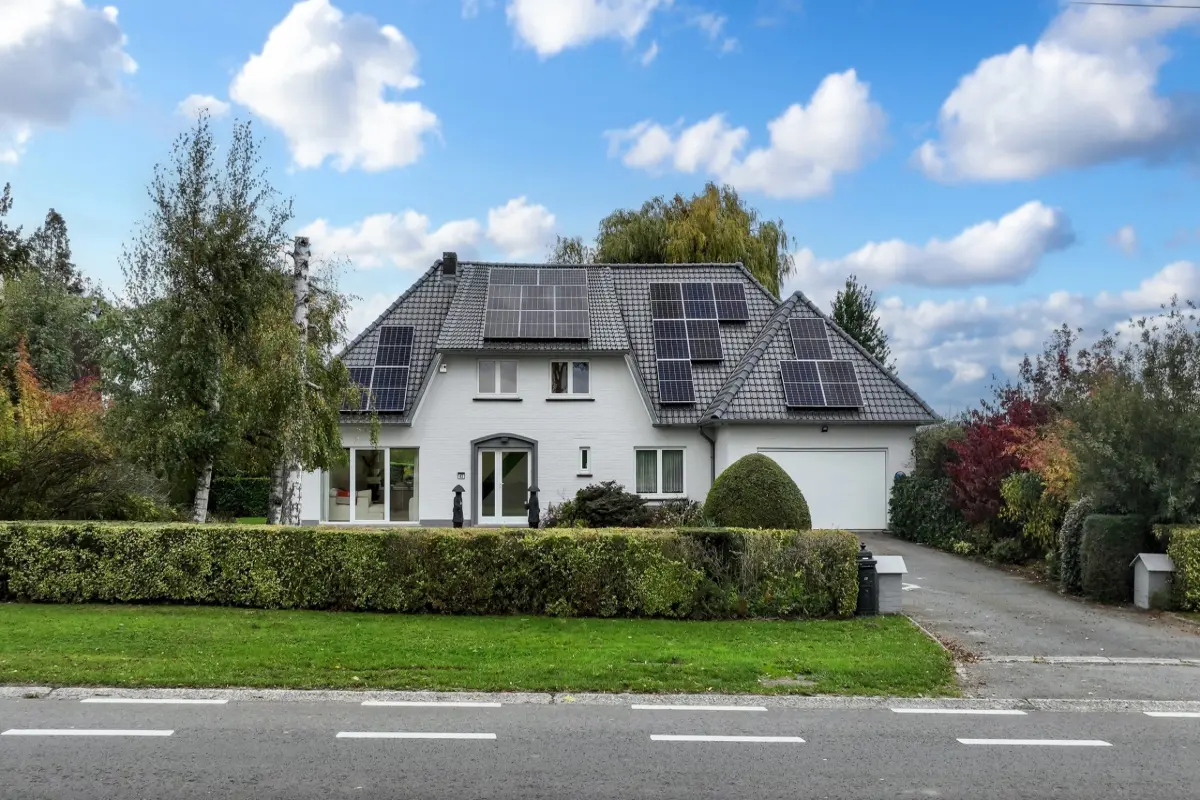 Villa à vendre à Flobecq 7880 740000.00€ 4 chambres 274.00m² - annonce 613205