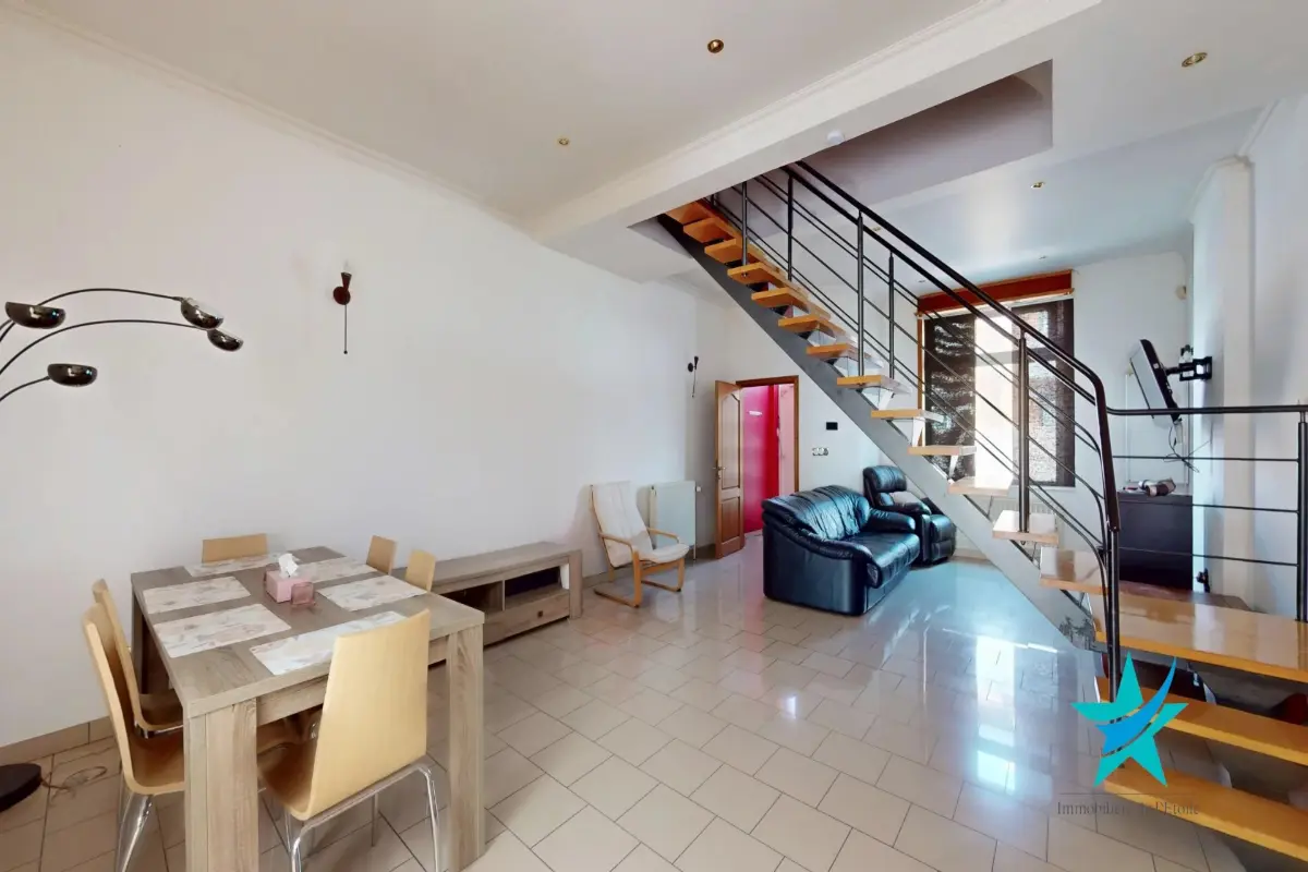 Maison à vendre à Haine-Saint-Pierre 7100 224000.00€ 3 chambres 152.00m² - annonce 613143