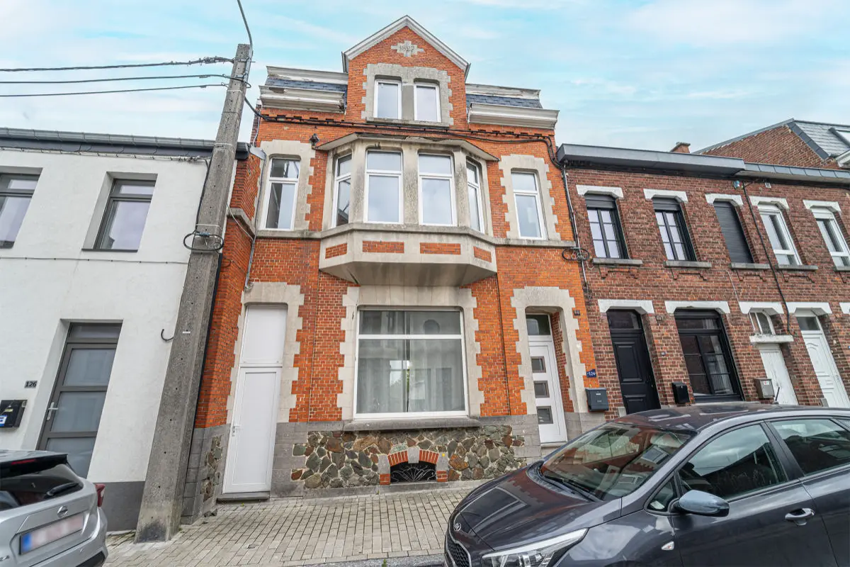 Maison à vendre à Trazegnies 6183 198000.00€ 4 chambres 250.00m² - annonce 614128