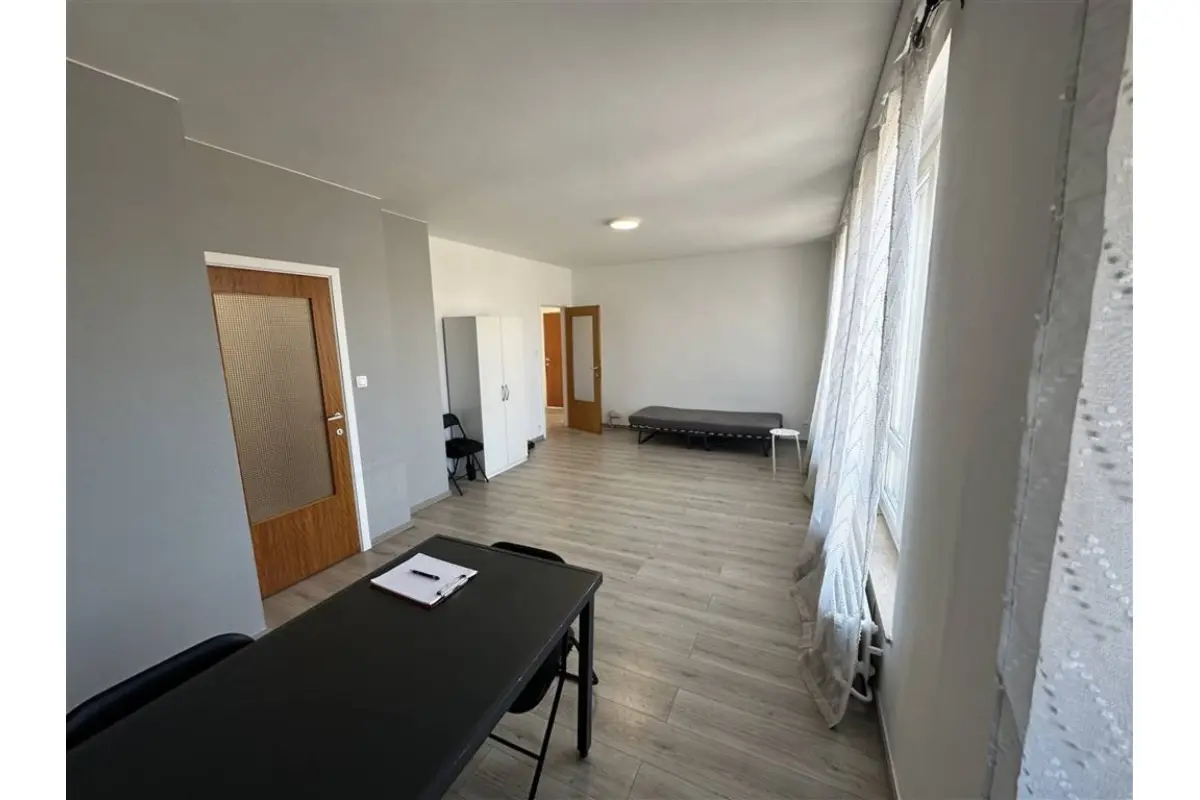 Appartement à vendre à Charleroi 6000 105000.00€ 2 chambres 85.00m² - annonce 613529
