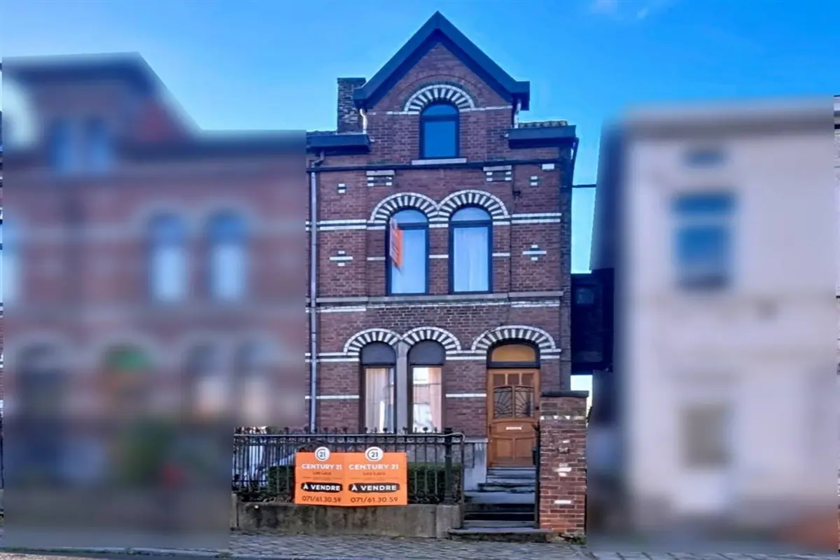 Maison à vendre à Marcinelle 6001 249000.00€ 3 chambres 194.00m² - annonce 613806