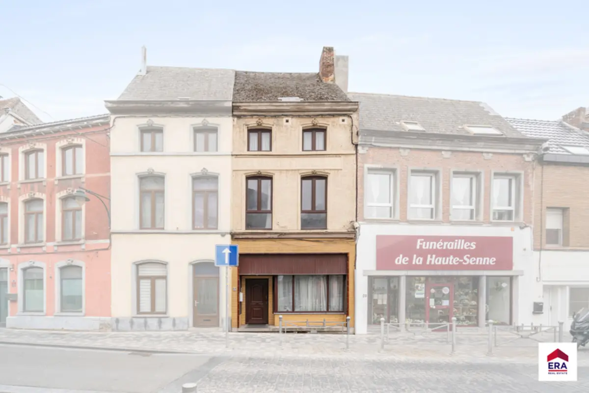 Maison à vendre à Soignies 7060 149000.00€ 4 chambres 231.00m² - annonce 613983