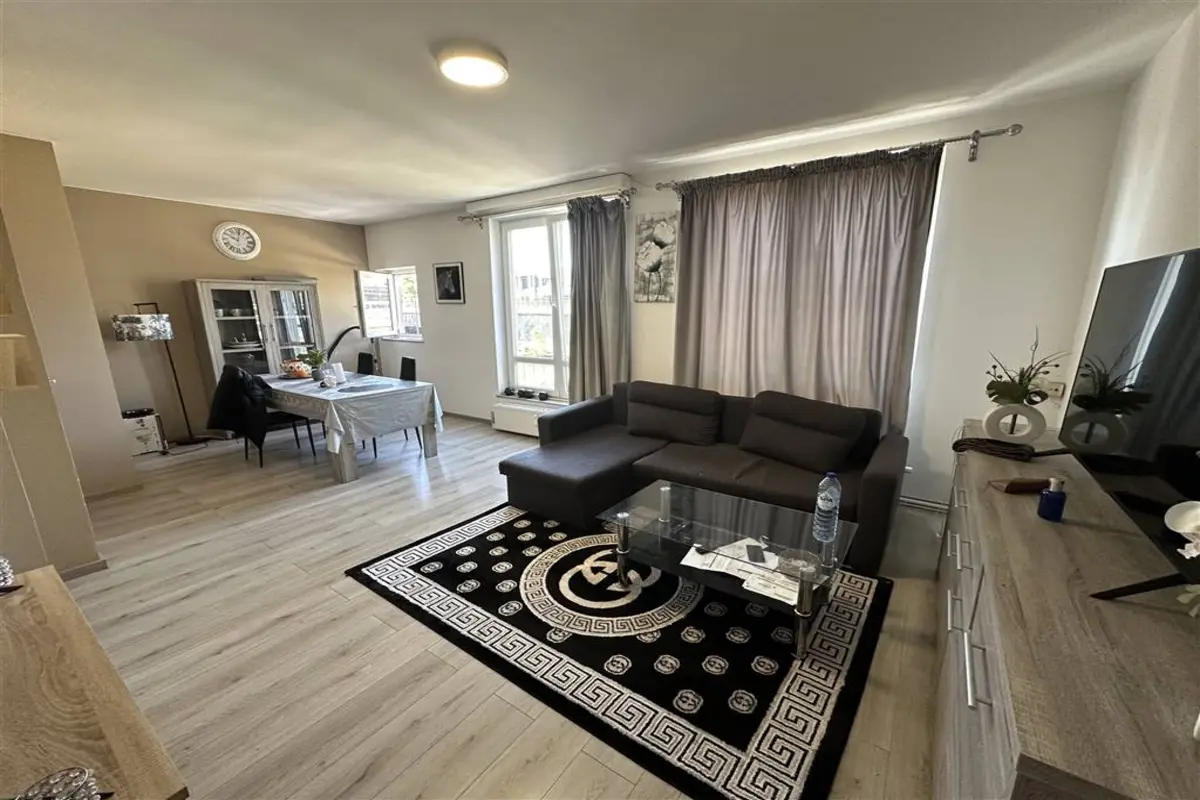 Appartement à vendre à Charleroi 6000 89000.00€ 1 chambres 67.00m² - annonce 613530